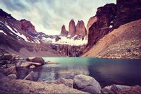 Fototapeta JEZIORO w Górach Natura do Sypialni 3D 368cm x 254cm