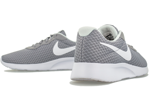 NIKE TANJUN SE > 812654-010 - R. 41 na Arena.pl