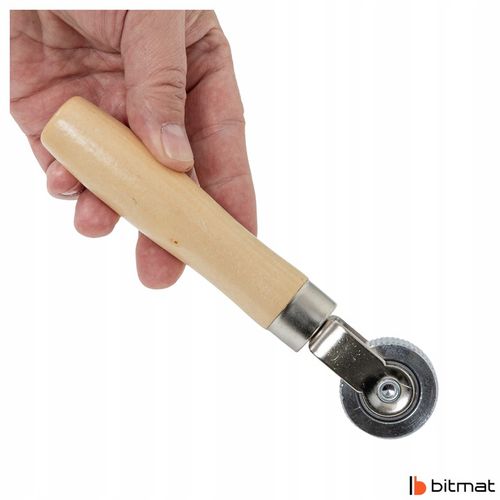 Rolka dociskowa fazowana do mat butylowych wałek z drewnianą rączką na Arena.pl