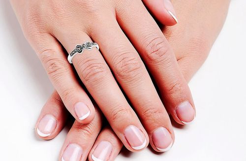 Srebrny pierścionek PDM6147 - Markazyty na Arena.pl