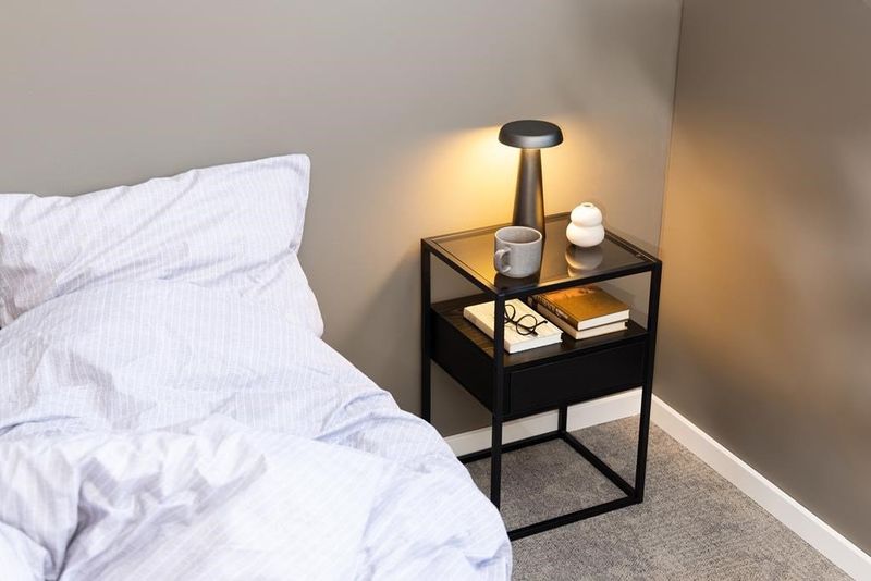 Szafka nocna Randolf czarna zdjęcie 2