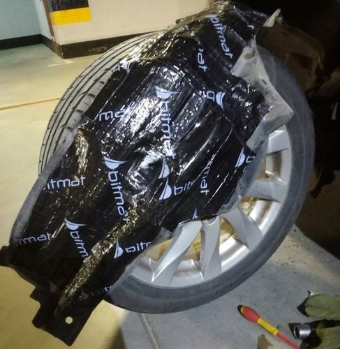 AB-25 MATA wygłuszająca BUTYLOWA bitumiczna 75x50 redukcja wibracji na Arena.pl