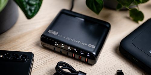 Ładowarka sieciowa z zestawem adapterów Newell GaN Tech T-power 140 W na Arena.pl