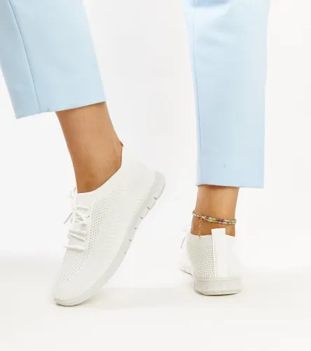 Białe materiałowe sneakersy Zahira 41 na Arena.pl