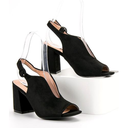 Zabudowane Sandały r.38 na Arena.pl