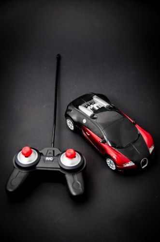 Samochód RC Bugatti Veyron licencja 1:24 na Arena.pl