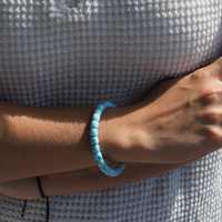 Bransoletka 18,5-19cm na gumce - larimar baryłki 7mm