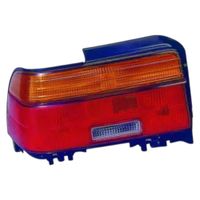 LAMPA TYLNA PRAWA TOYOTA COROLLA VII 1991 1992 1993 1994 1995