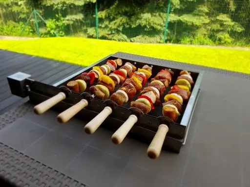 Zestaw do szaszłyków z napędem elektrycznym 5szpad zdjęcie 10