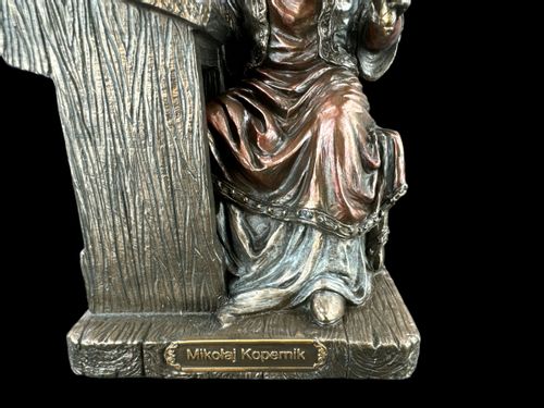 RZEŹBA - MIKOŁAJ KOPERNIK VERONESE  WU77094A4 na Arena.pl