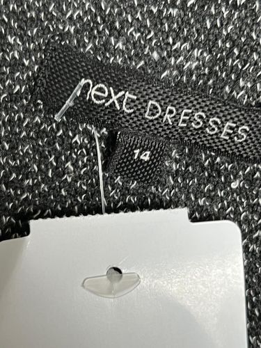 Sukienka do Kolana Casual Wygodna Stylowa Wytrzymała Czarna 42 na Arena.pl