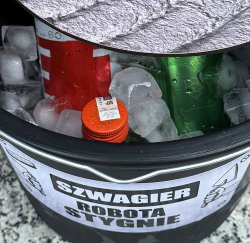 WIADRO MAJSTRA prezent dla budowlańca murarza na 18-99 urodziny faceta na Arena.pl