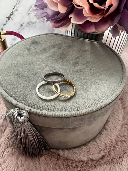 1519 Komplet 3 pierścionków ceramicznych CYRKONIE r 8/18mm sta zdjęcie 8