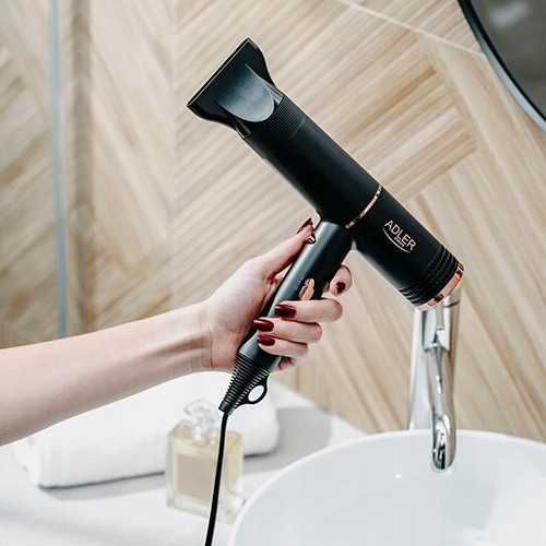 Suszarka Do Włosów Czarna - Lekka i Poręczna 1400W ADLER AD 2278 na Arena.pl
