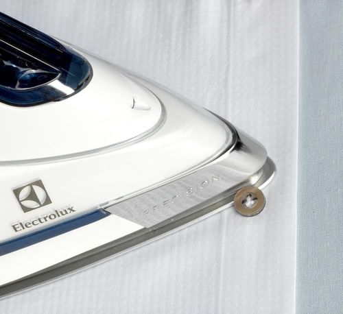 Electrolux Żelazko Precision4Safety 2400W         EDB 6120 na Arena.pl