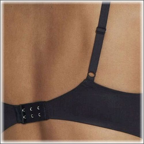 Body Make-up Soft Touch WHP /04 biustono TRIUMPH rozmiar 80B na Arena.pl