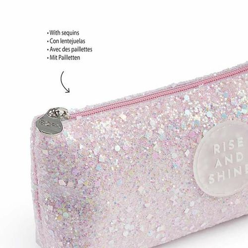 Zabawa z Plasteliną Apli na Arena.pl