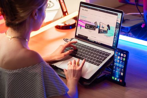 PODSTAWKA PODKŁADKA CHŁODZĄCA POD LAPTOPA 15,6' GAMINGOWA DUŻA LED HUB USB na Arena.pl
