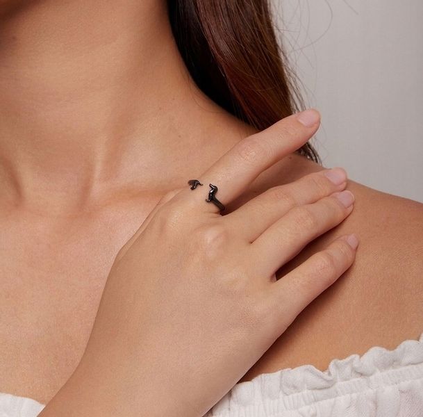 Pierścionek srebrny PIES CZARNY JAMNIK regulowany s925 +pudełko zdjęcie 2