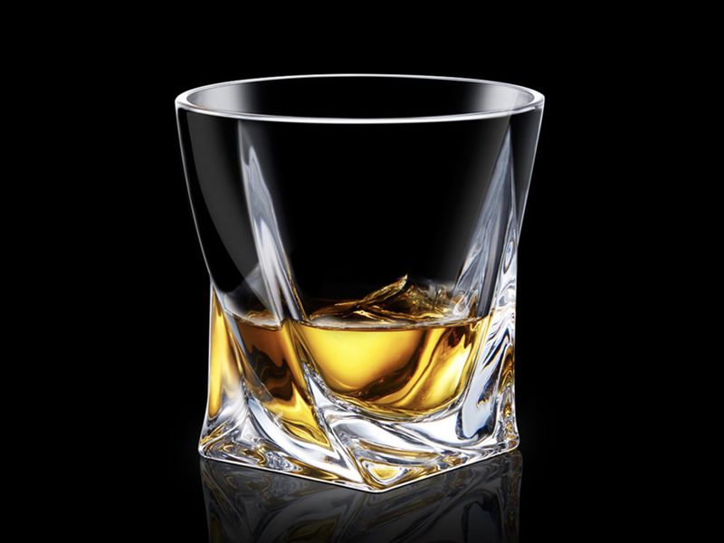 Zestaw 6 szklanek do whisky zdjęcie 4