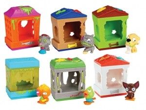 PASKUDNIAKI PODWÓJNY DOMEK + FIGURKA DŹWIĘKI na Arena.pl