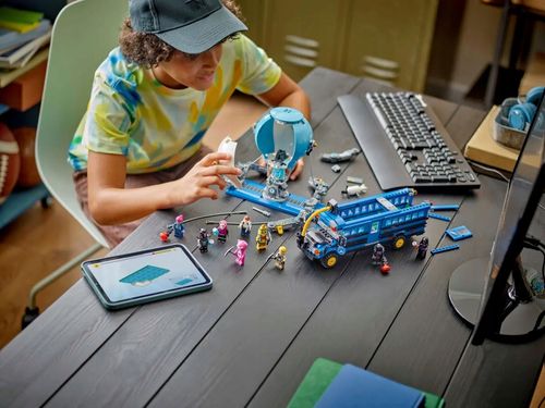 77073 - lego fortnite - bus bojowy na Arena.pl