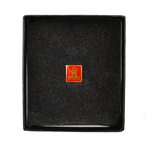 ZKN Presov | 1.5 cm | Pozłacany Metal | Przypinka | Socrealizm Przemysł na Arena.pl