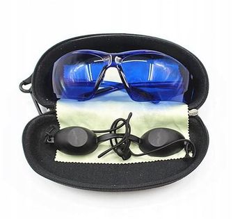 Ochronne okulary zestaw 2 pary ściereczka etui