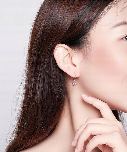 KOLCZYKI Srebrne PRÓBA 925 Wiszące Serca Wydrążenie z Cyrkoniami SREBRO na Arena.pl