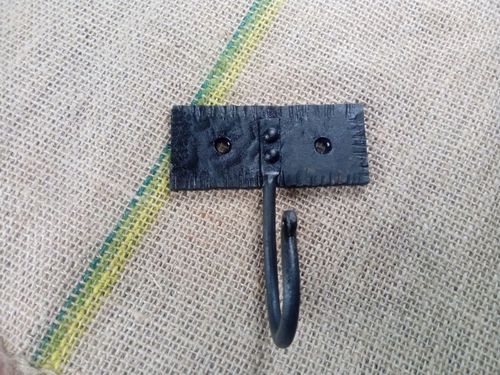 Wieszak ścienny Znaczek 1 haki klucze lub ubrania na Arena.pl