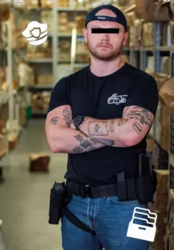 Otwierać! Policja na Arena.pl