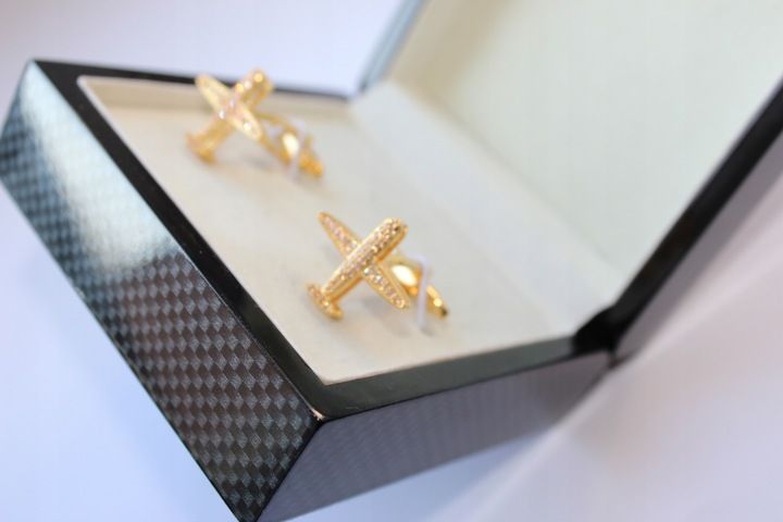 Ekskluzywne spinki do mankietów koszuli Audi zdjęcie 8