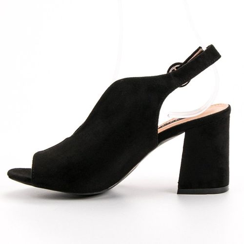 Zabudowane Sandały r.38 na Arena.pl