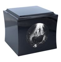 Urna z wrakiem statku morskiego Urna na prochy Czarna