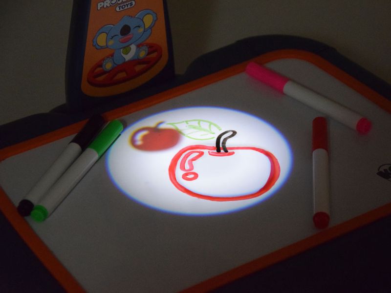 Projektor rzutnik do rysowania w walizce TA0097 NI zdjęcie 7