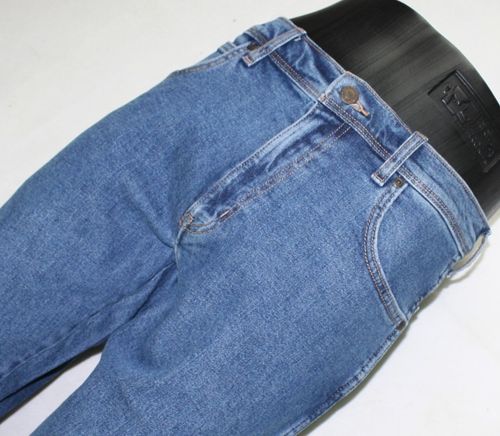 Męskie jeansy Wrangler Regular -Stonewash W10I2333N proste - W31/L32 na Arena.pl