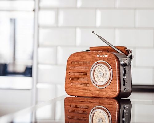 RADIO KUCHENNE RETRO PRZENOŚNE BLUETOOTH FM NA BATERIE R20 SIECIOWE na Arena.pl