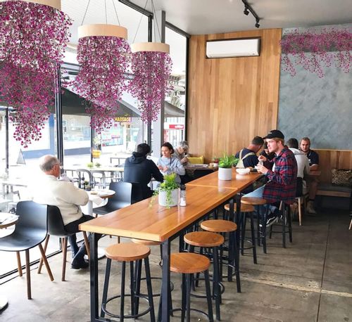 Wiszące kwiaty dekoracyjne sztuczne wierzba 2szt bukiet pnące wystrój na Arena.pl