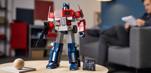 LEGO Icons 10302 Optimus Prime na Arena.pl