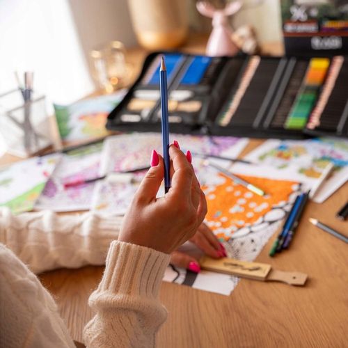 KREDKI OŁÓWKI ARTYSTYCZNE PROFESJONALNE ZESTAW 100 na Arena.pl