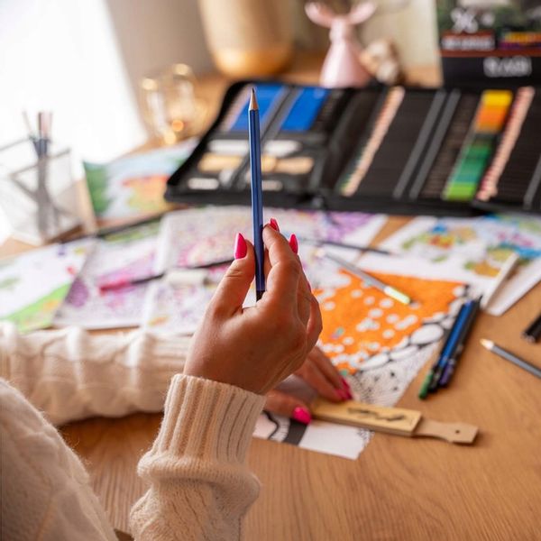 KREDKI OŁÓWKI ARTYSTYCZNE PROFESJONALNE ZESTAW 100 zdjęcie 10