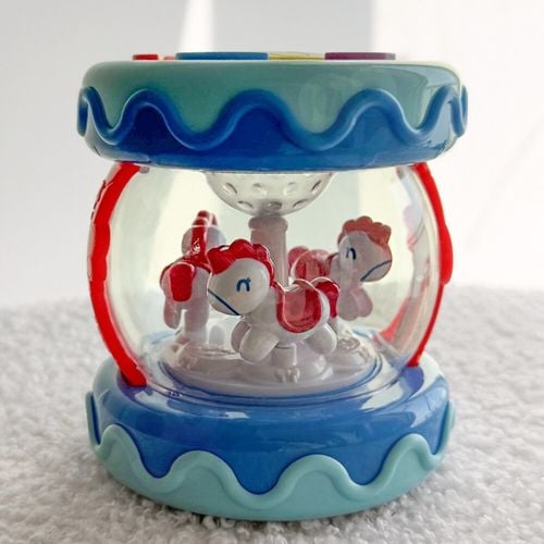 ZABAWKA MUZYCZNA 3W1 Z PROJEKCJĄ DLA NIEMOWLĄT na Arena.pl