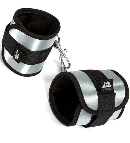 Designerskie kajdanki 50 Twarzy Greya na Arena.pl