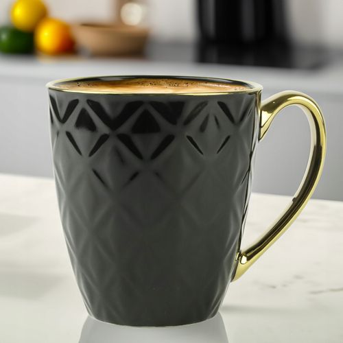 PORCELANOWY KUBEK NA KAWĘ HERBATĘ CZARNY ZDOBIONY ZE ZŁOTYM UCHEM 360ML na Arena.pl