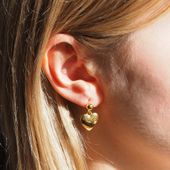 Kolczyki na wiszących sztyftach- serce i srebro złocone