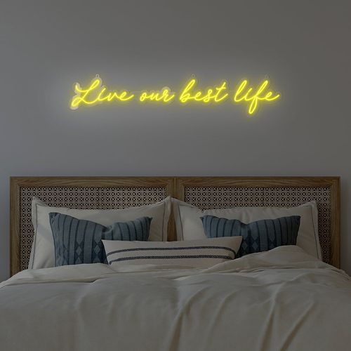 Napis LED Live Our Best Life na Arena.pl