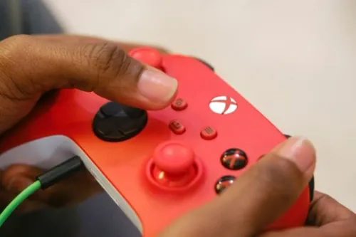 Kontroler MICROSOFT XBOX Series X/S Czerwony na Arena.pl