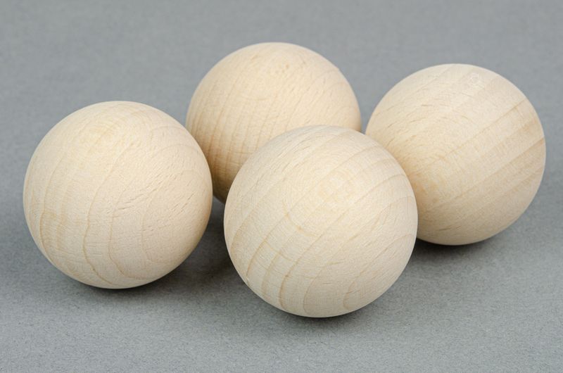 Drewniane korale kulki 35mm SUROWE BEZ OTWORU 4szt. zdjęcie 2