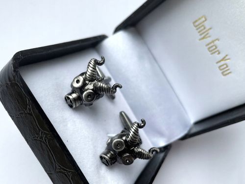 Spinki do mankietów EXC Poker Karty do Gry Kareta 4 Asy 2 Pary dla Szulera na Arena.pl