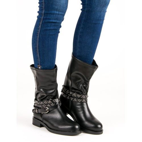 Czarne Workery r.39 na Arena.pl